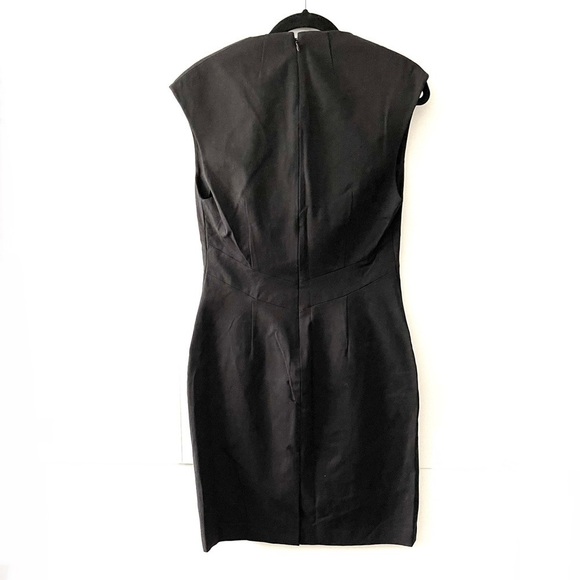 Cap sleeve black dress - Picture 5 of 7